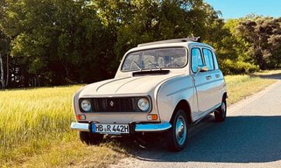 Rent a classic Renault R4 for a day trip
