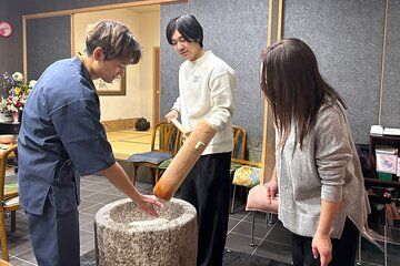 Night Mochi Making and Tea Ceremony with Real Samurai Sword