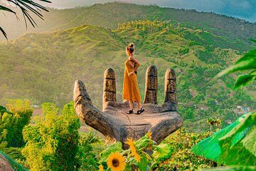 Explore Cebu Highlands with a Photographer