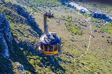 Cape Town Highlights Robben Island and Table Mountain Adventure