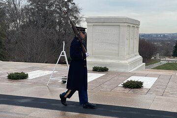 Arlington National Cemetery Walking Tour with Historian