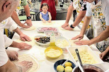 Pizza Making Class with Lemon Grove Tour in Sorrento