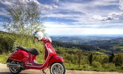 Rishikesh Guided Day Tour With Scooter Ride