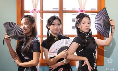 Spring Blossom: Traditional Chinese Dress Up in Dadaocheng