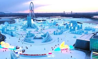 Harbin Private Day Tour to lce and Snow World and Sun Island