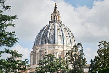 St Peter's Basilica skip-the-line tickets with audio guide