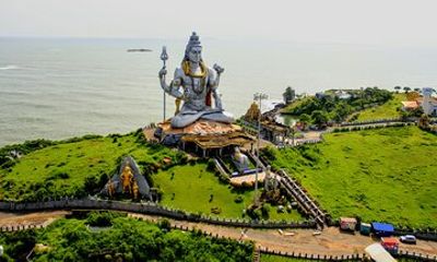 Five Day Coastal Karnataka Tour with Temples Beaches and Nature