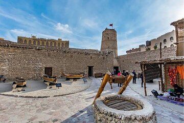 Old Dubai Walking Tour with Souks Creek and Abra Ride