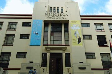 Walking Tour “El Septimazo” Bogotá/ “Among Vendors and Artists”