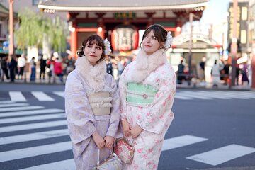 Kyoto Kimono,hair and Makeup Rental Experience |Ookini Kimono