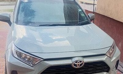 Premium Airport Transfers in Kingston