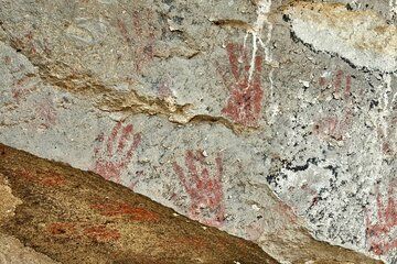Oaxaca Tour from Prehistoric Caves to Mezcal and Textiles