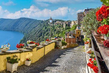 Private Castelli Romani Day Trip: Frascati, Nemi & Gandolfo