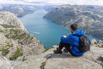 Preikestolen Hidden Trail and Canoe
