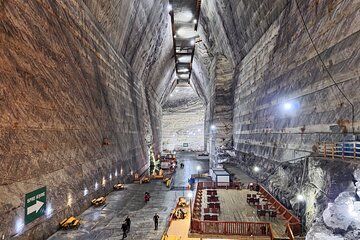 From Bucharest: Mogosoaia Palace, Snagov Monast, & Salt Mine Tour