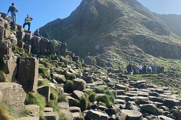 Giants Causeway and Bushmills Distillery Ireland Whiskey Tour