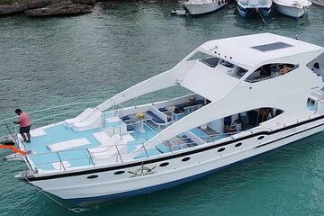 Punta Cana Party Boat Snorkeling, Open Bar, Entertainment Vibes