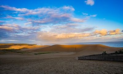 Tottori: Guided Walk through the Tottori Sand Dunes
