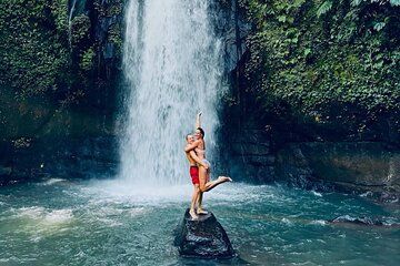 Best Ubud Waterfalls, Temple ,Tegalalang Rice field Private Tour