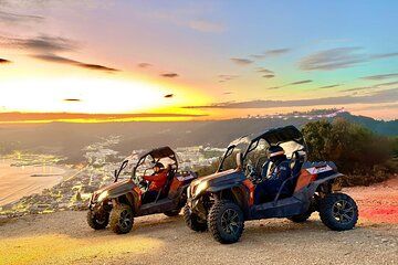 Sesimbra Buggy tour at sunset to the beach of Foz