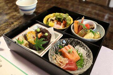 Cycling in Historic Nakasendo Towns of Water and Heritage