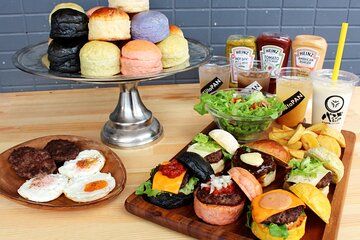 Ultimate Wagyu&Kurobuta Sliders' Breakfast: All-You-Can-Eat!