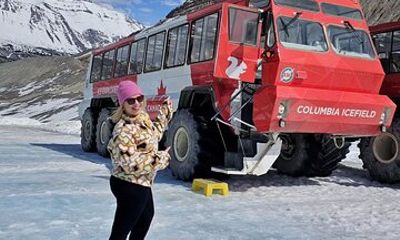 Private Premium Columbia Icefield Adventure, Skywalk & Lakes Tour