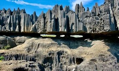 7 Days from Morondava: Tsingy, Baobabs, Lemurs & Belo/sea
