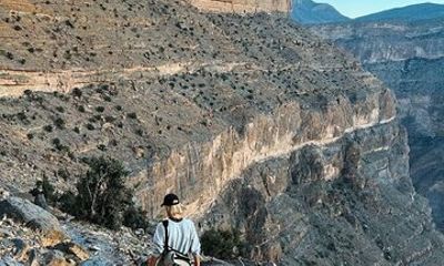 2 Days 1 Night Jabal Shams Grand Canyon Tour with Nizwa Market