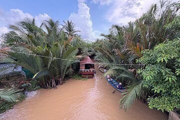 VIP Private Mekong Adventure with Premium Kayaking and Cycling