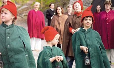 Saalfeld Fairy Grottoes : Family tour for children & parents