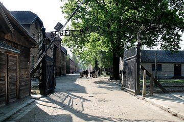Auschwitz Birkenau Guided Tour Meeting Point from Cracow