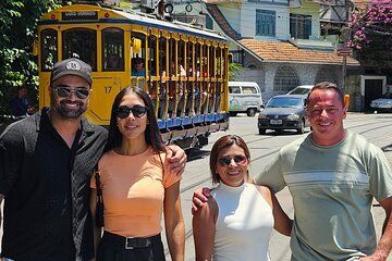 A Historic Morning in Santa Teresa Neighborhood