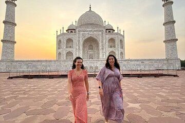 Taj Mahal Sunrise and Sunset Private Tour All Inclusive
