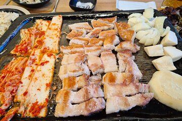 All Inclusive Korean Drinking Culture Experience with Korean BBQ