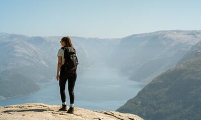 From Stavanger Private Guided Hike to Preikestolen with Pickup