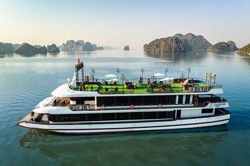 Hanoi: 5-Star Ambrose Luxury Cruise in Ha Long Bay with Jacuzzi