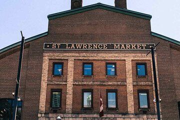 Toronto Private Tour by Walking Experience
