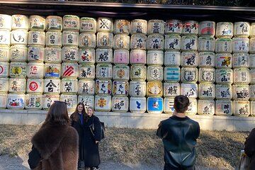 Pray Like a Local at Meiji Shrine – Guided Tour with Sake Barrels