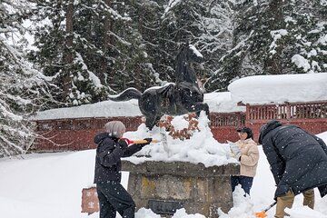Snow Shoveling & Bento at Takateru Shrine with the Moribito