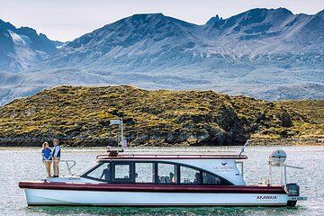 Navigation Lighthouse Les Eclaireurs Gourmet with mini trekking