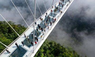 5-Day Zhangjiajie Tour: Avatar, Tianmen Mountain & Fenghuang Town