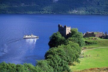 Loch Ness Cruise Including Urquhart Castle and Loch Ness Centre