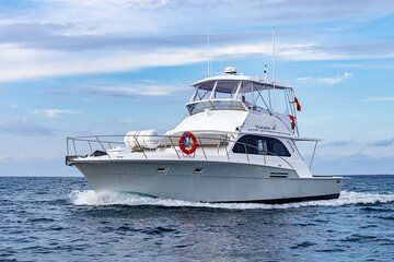 Galapagos Islands Daily Tour on M/Y Galaxy Daily