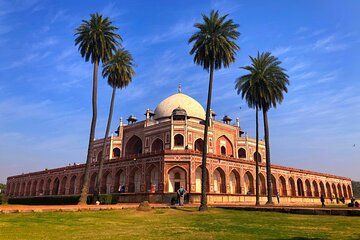 Old and New Delhi Private Guided Full Day Sightseeing Tour By Car