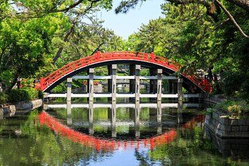 Osaka Sumiyoshi Taisha Osaka Iconic Shrine Private Visit