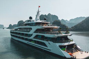 Azura Luxury Yacht 2 Days 1 Night Halong and Lan Ha Bay Tour