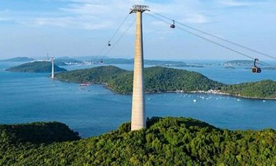 Phu Quoc Islands Trip By Speedboat with Cable Car and Snorkeling