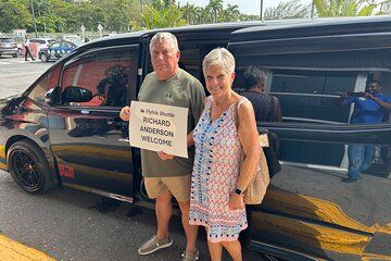 Private Airport Transportation Service to IBero Star Hotel