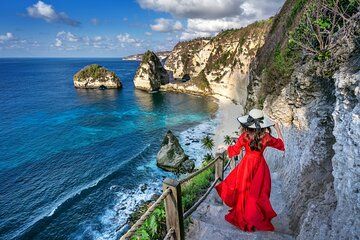 Private Guided Day Tour to Nusa Penida with Transfer